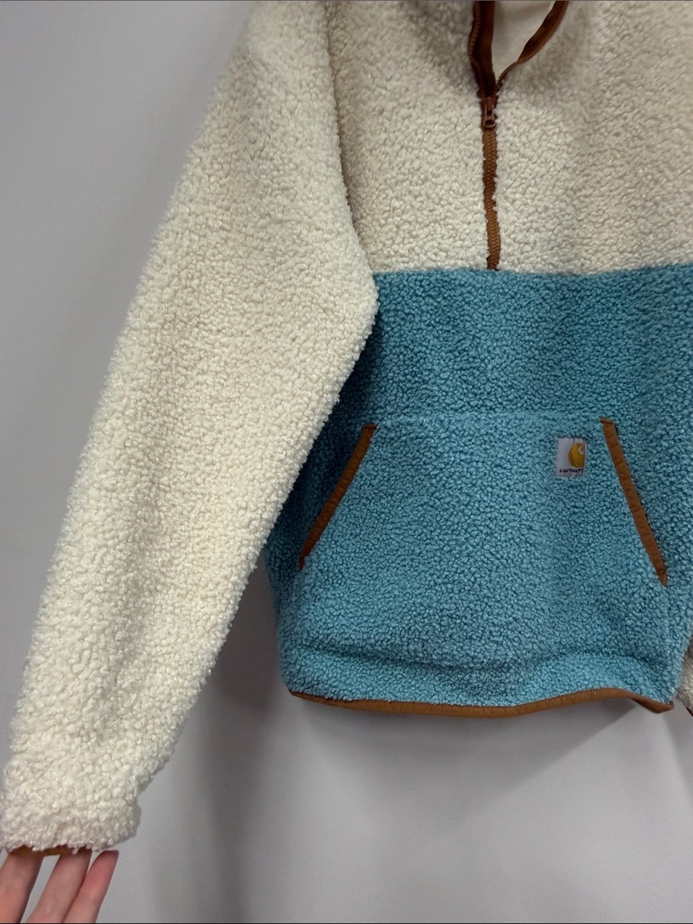 Carhartt Two-Tone Sherpa Pullover - Cream & Blue girls XL - Picture 4 of 5